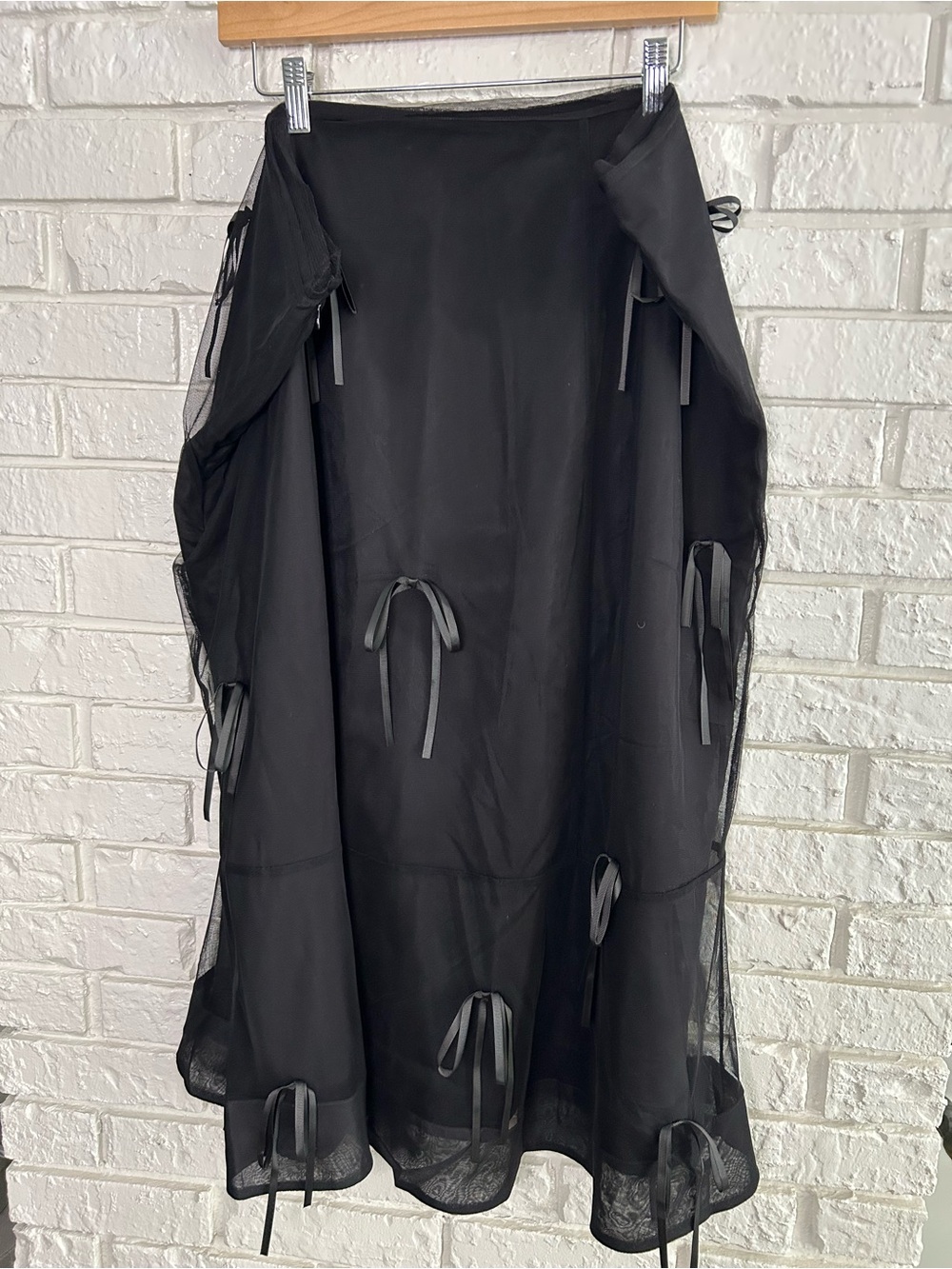 Maeve Black Bow Skirt with Sheer Overlay Sz 24 Anthropologie New